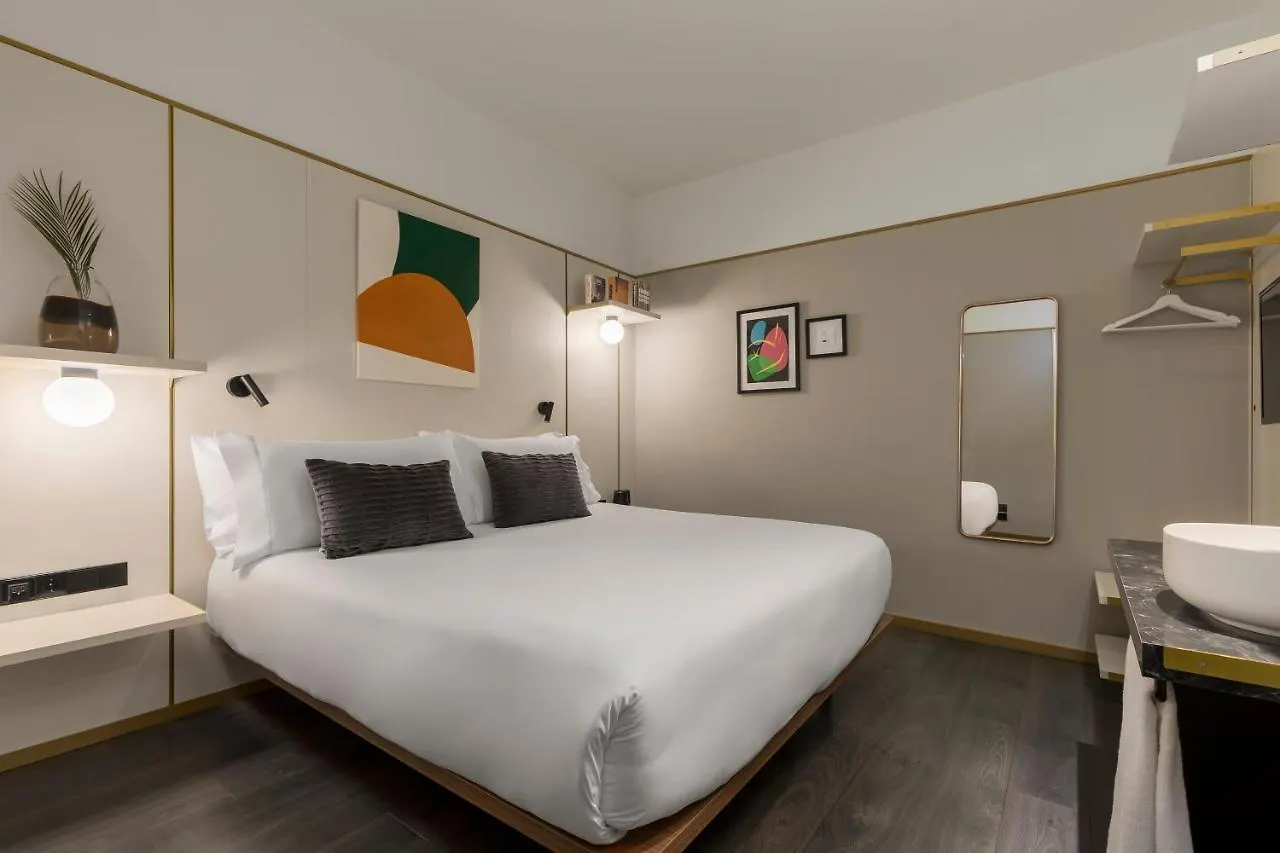 Be Mate Paseo De Gracia Aparthotel Barcelona 3*,  Spain